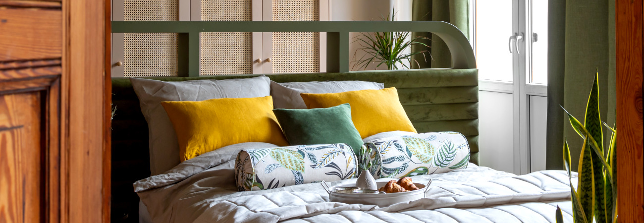 Linen slider-01.jpg