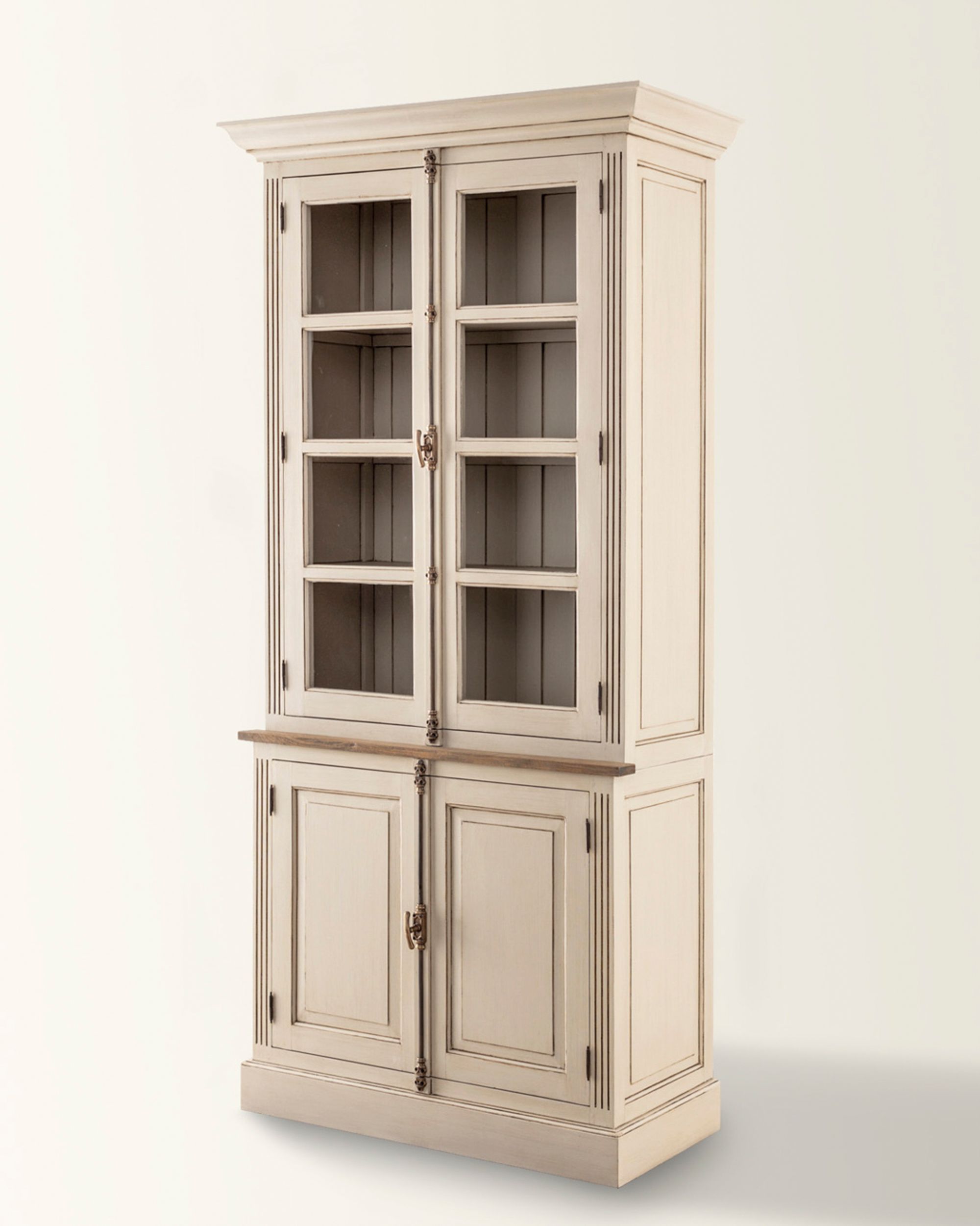 Kredens Gordes 115x54x241 cm cream