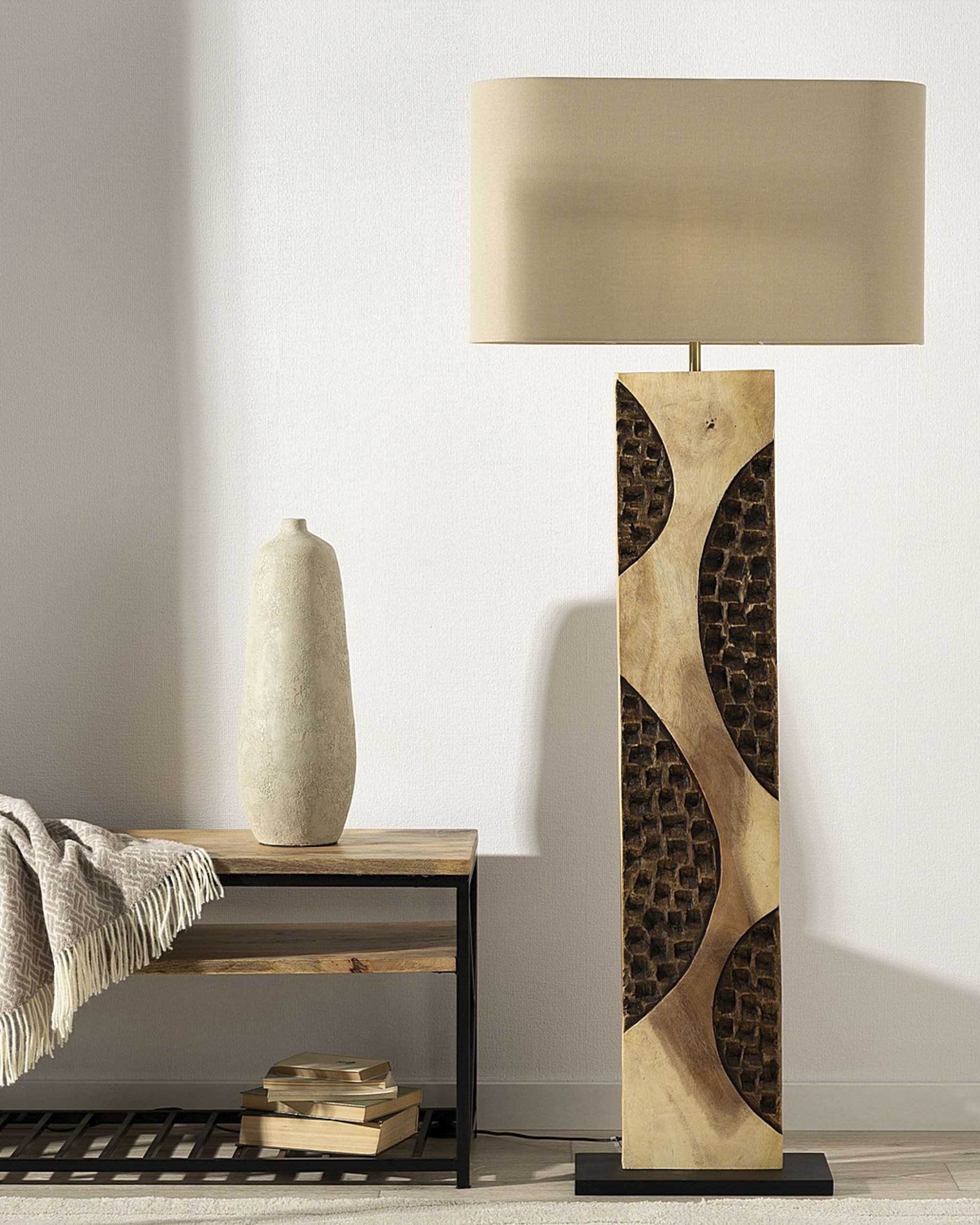 Lampa podłogowa Ferula 171 cm (hover)
