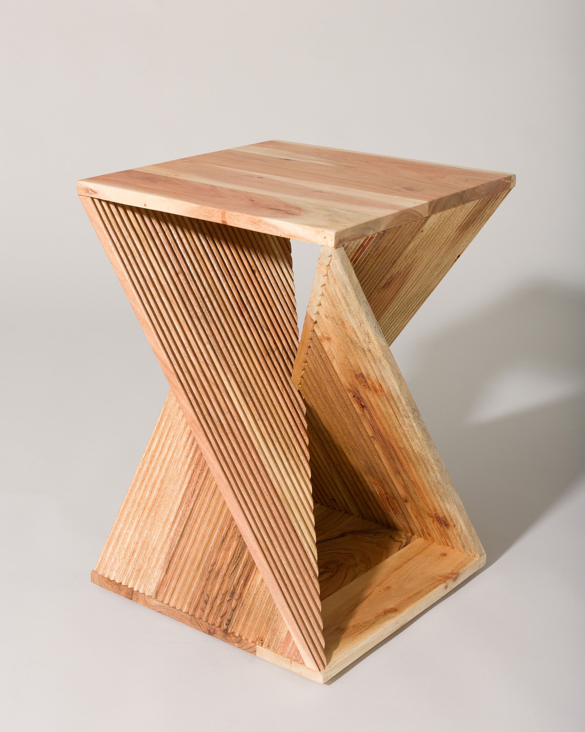 Stolik pomocniczy Tramontane 35×35×50 cm
