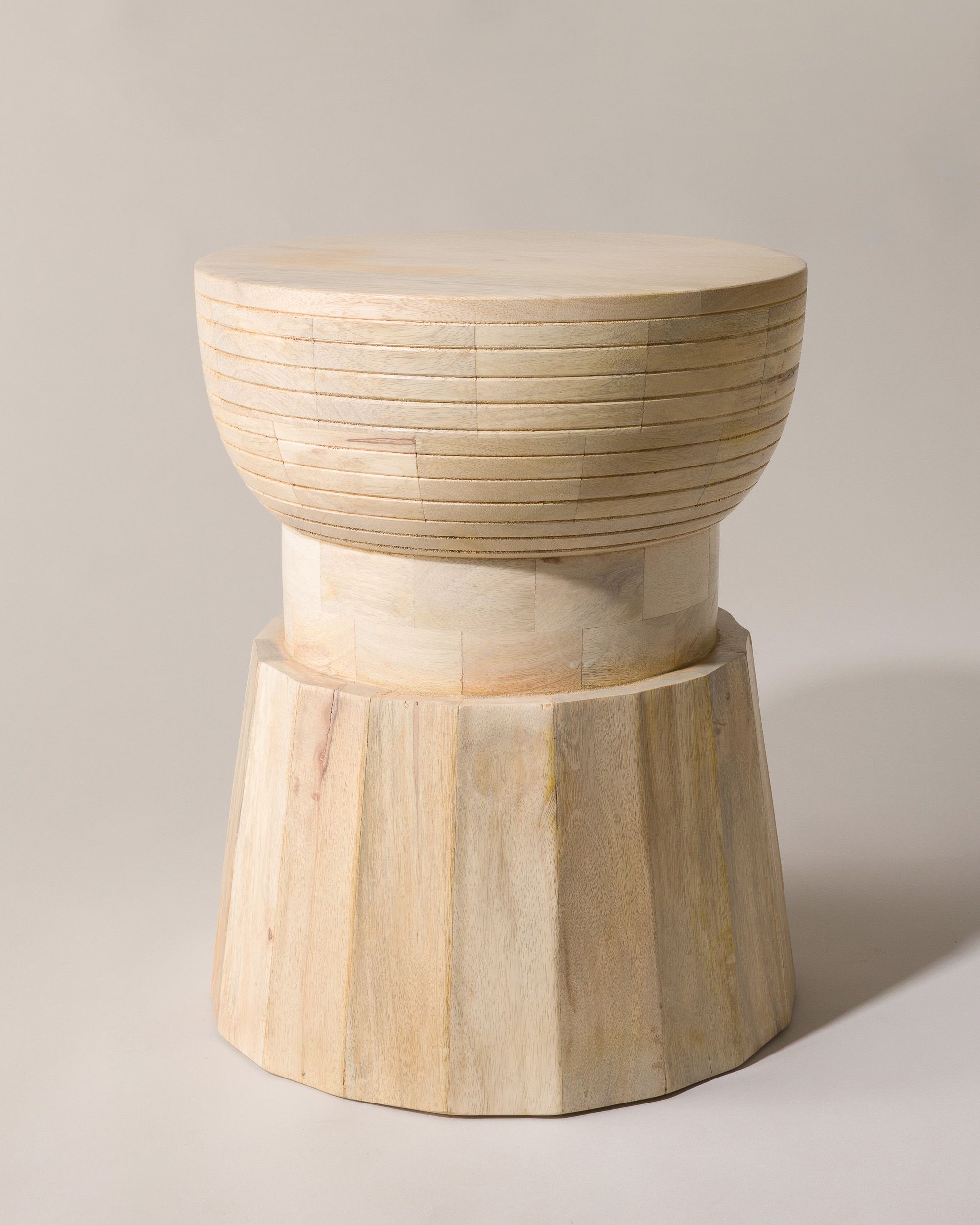 Stolik pomocniczy Etesian 35×35×45 cm