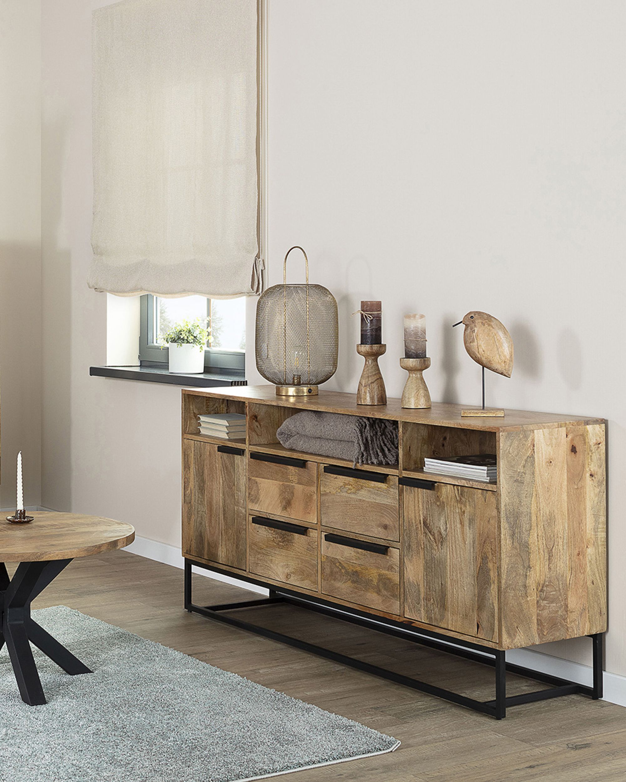 Komoda Orm 170x40x87cm (hover)