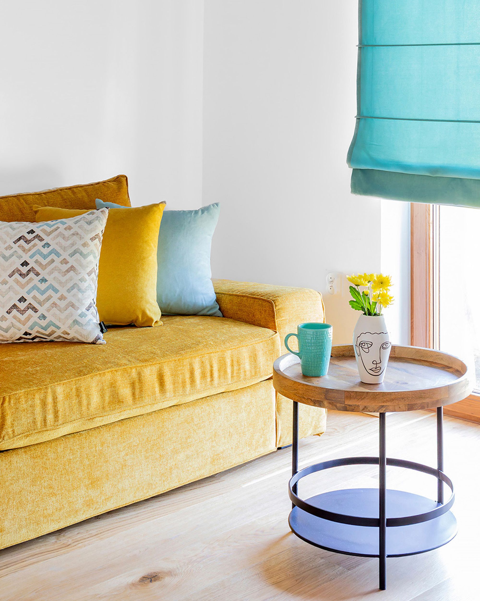 Stolik pomocniczy Loft (hover)