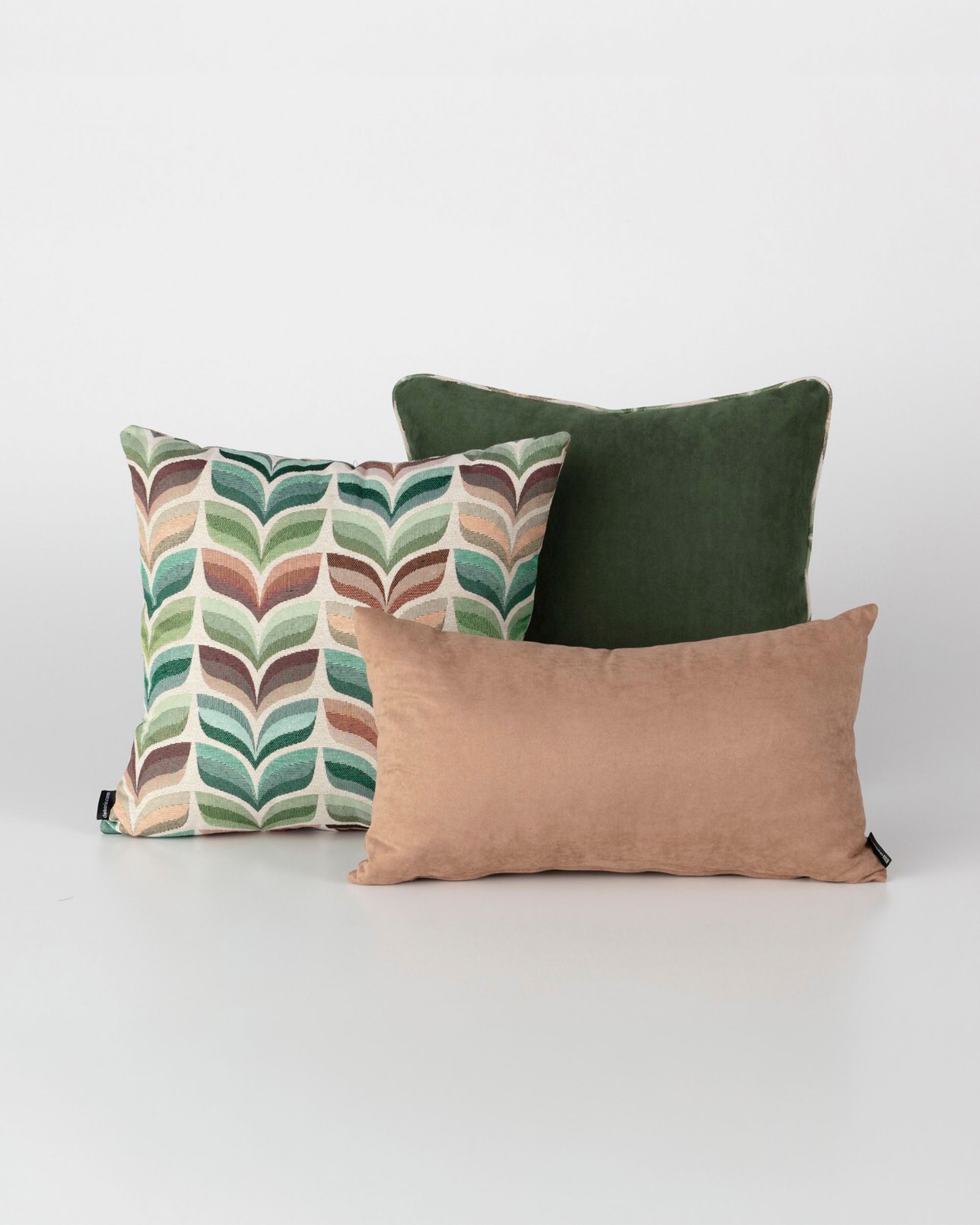 Zestaw poduszek do salonu Homely Folk green