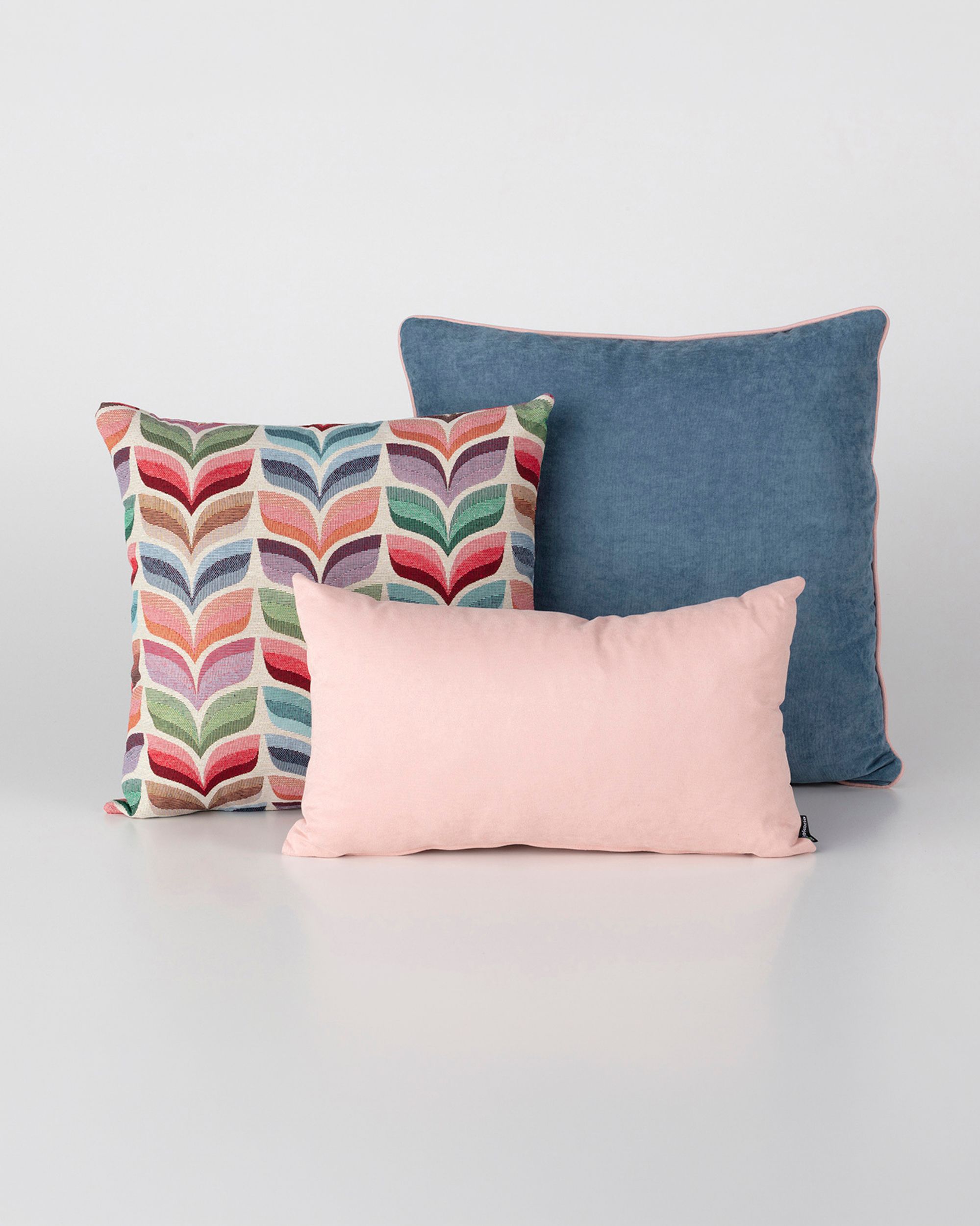 Zestaw poduszek do sypialni Homely Folk multicolor