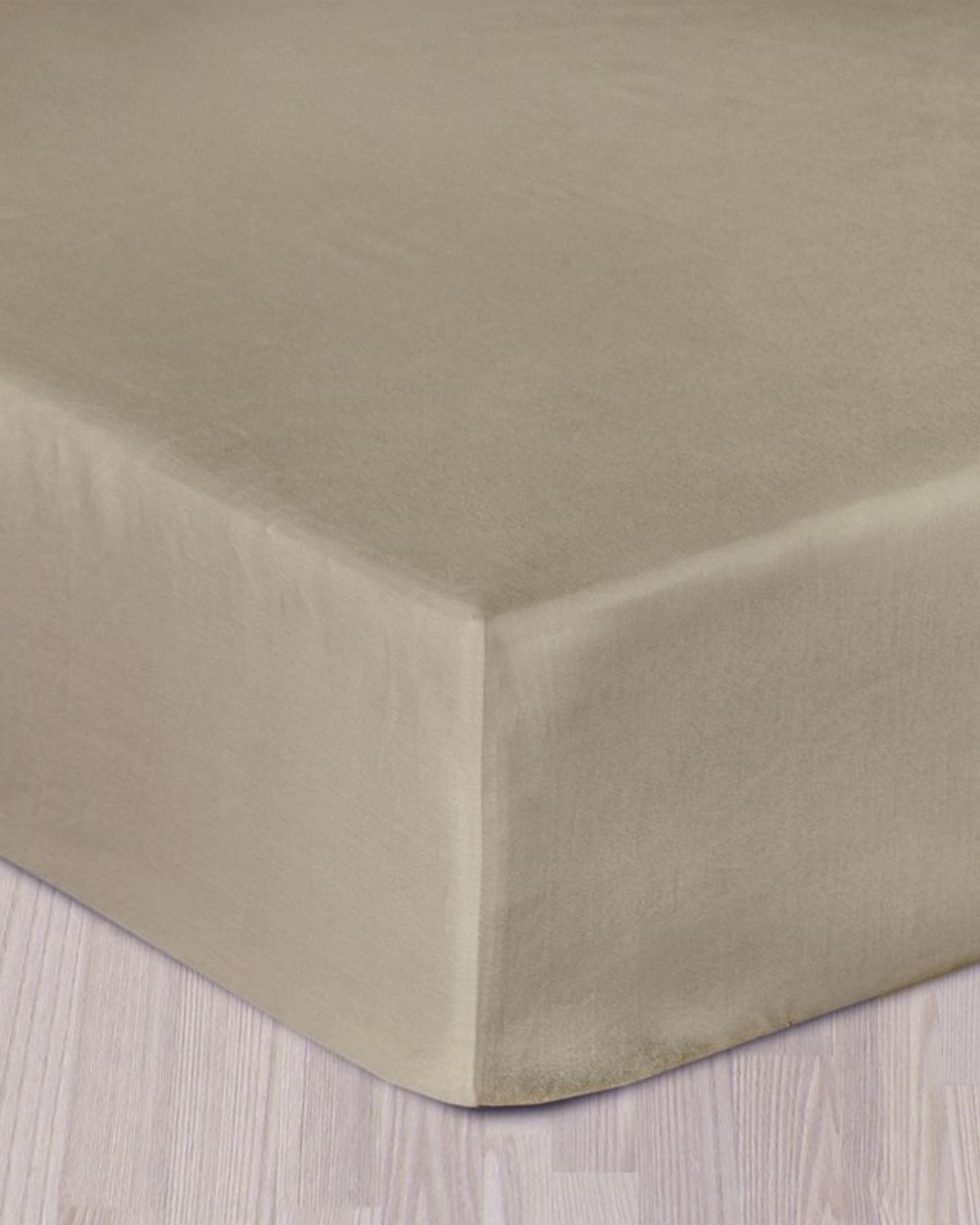 Prześcieradło satynowe z gumką ciemnobeżowe 90 x 200 cm