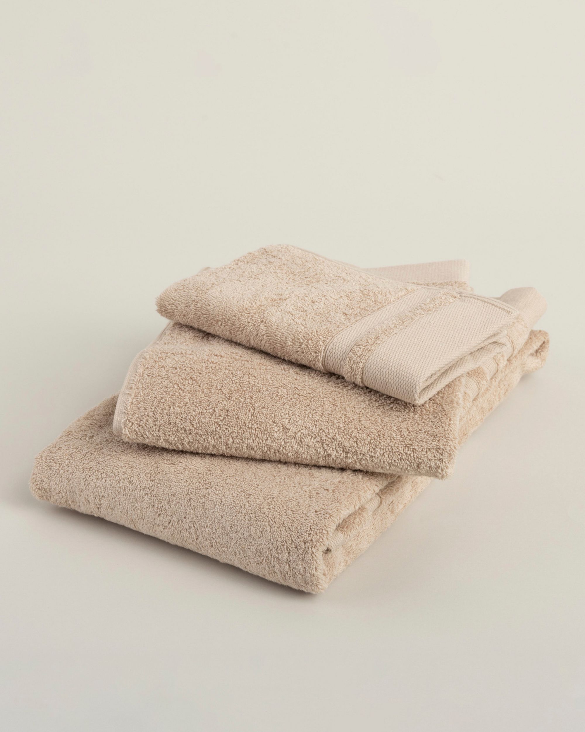 Ręcznik Essence 30x50 cm warm beige (hover)