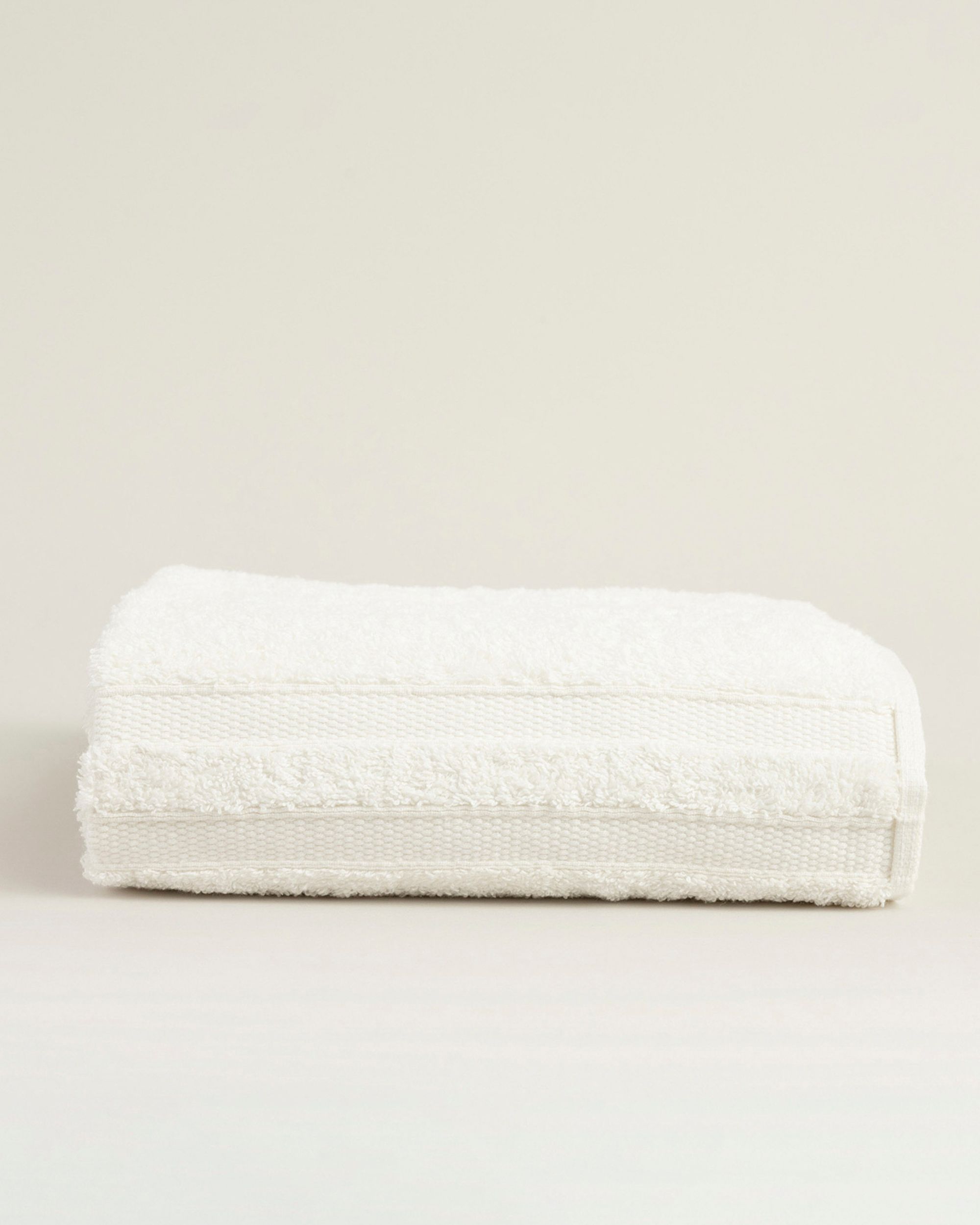 Ręcznik Essence 70x140 cm pure white
