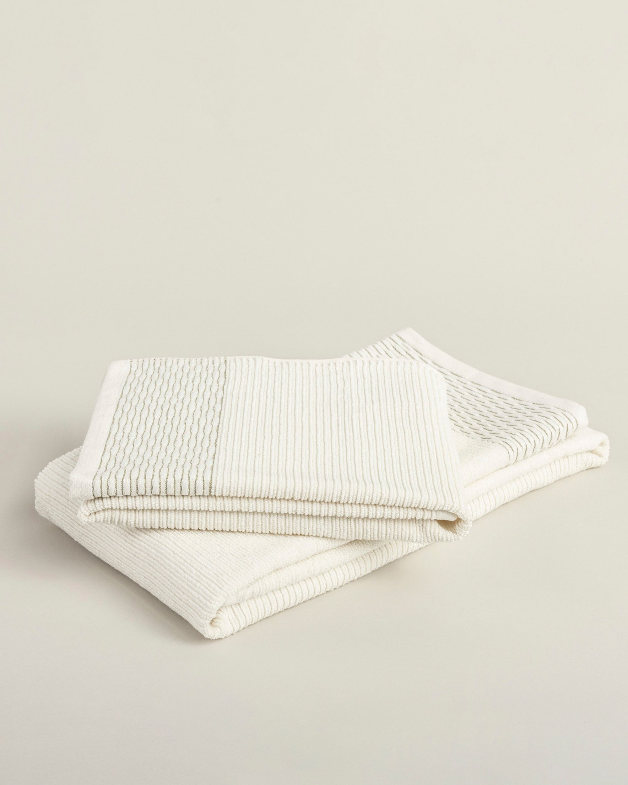 Ręcznik Ripple 70x140 cm ivory (hover)