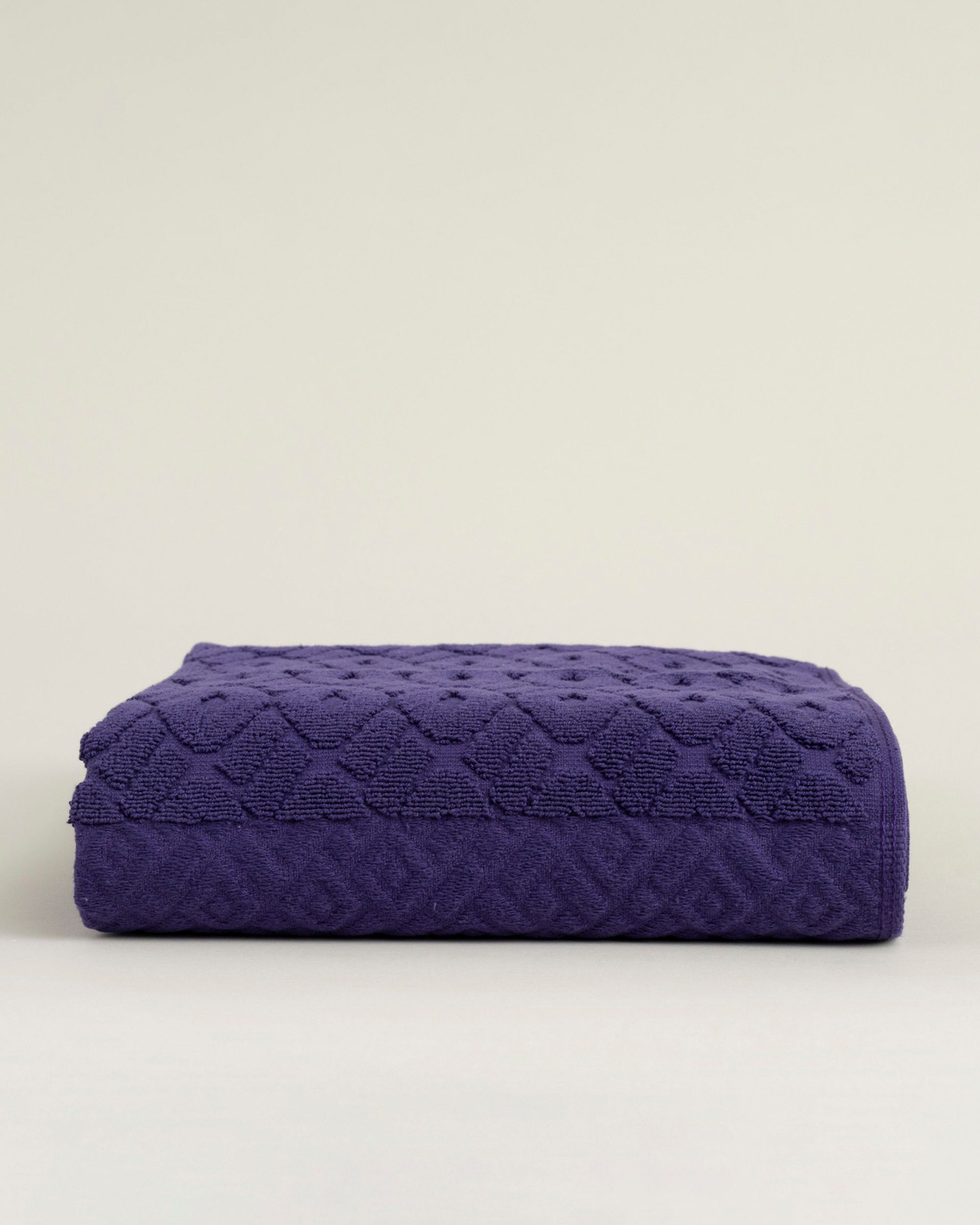 Ręcznik Lattice 70x140 cm deep violet