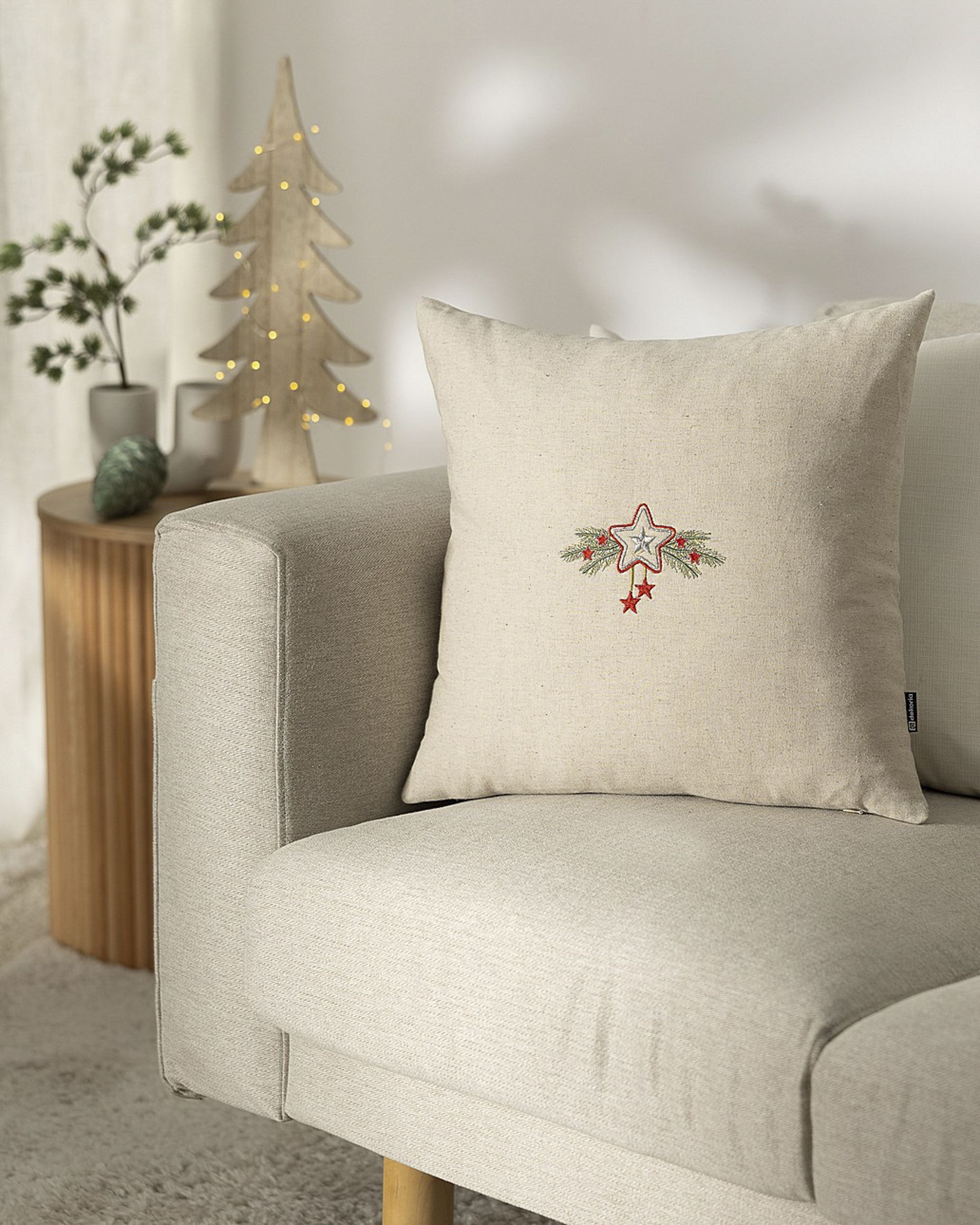 Poszewka na poduszkę Star & Holly 43x43 cm (hover)