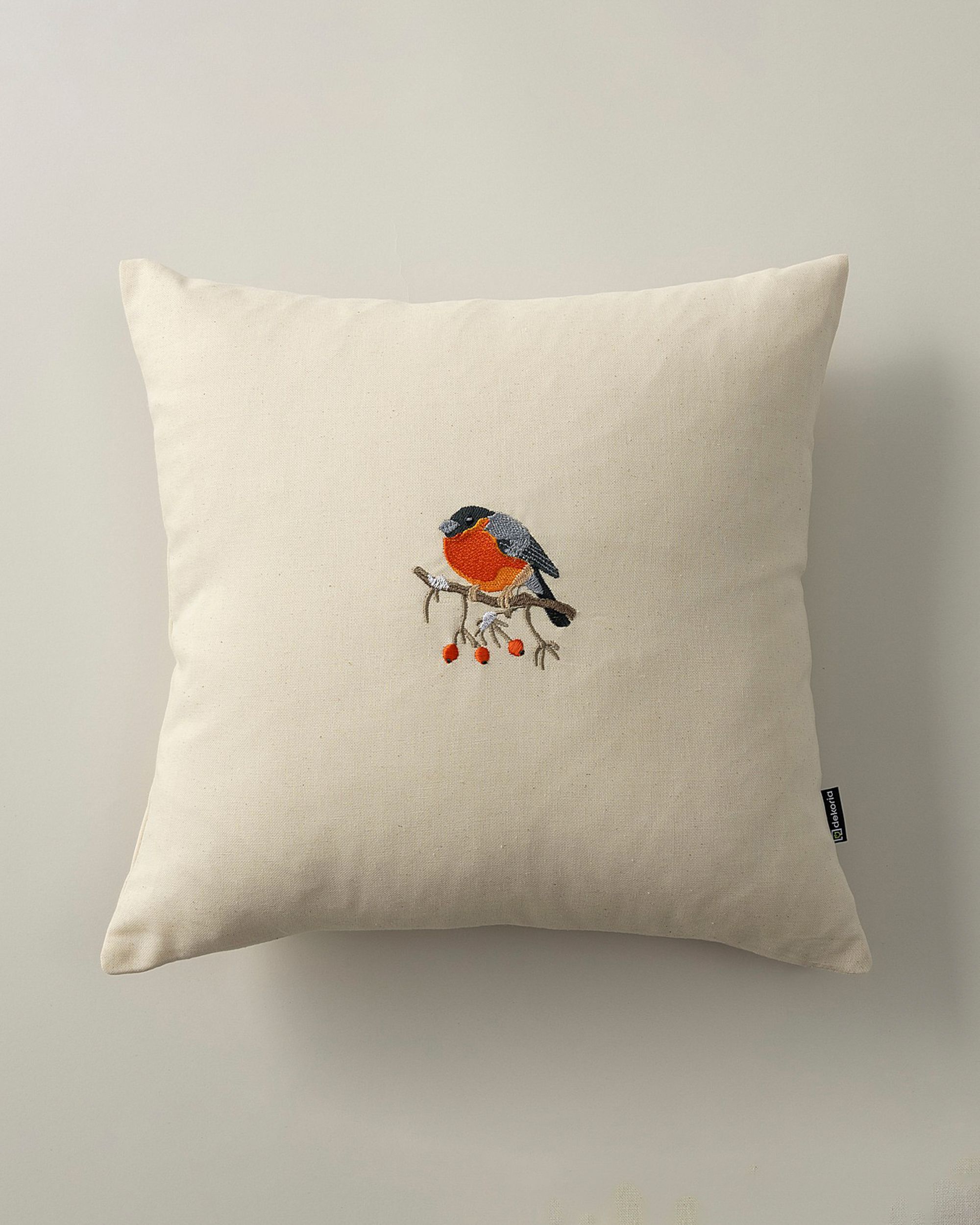 Poszewka na poduszkę Robin on Branch  43x43 cm