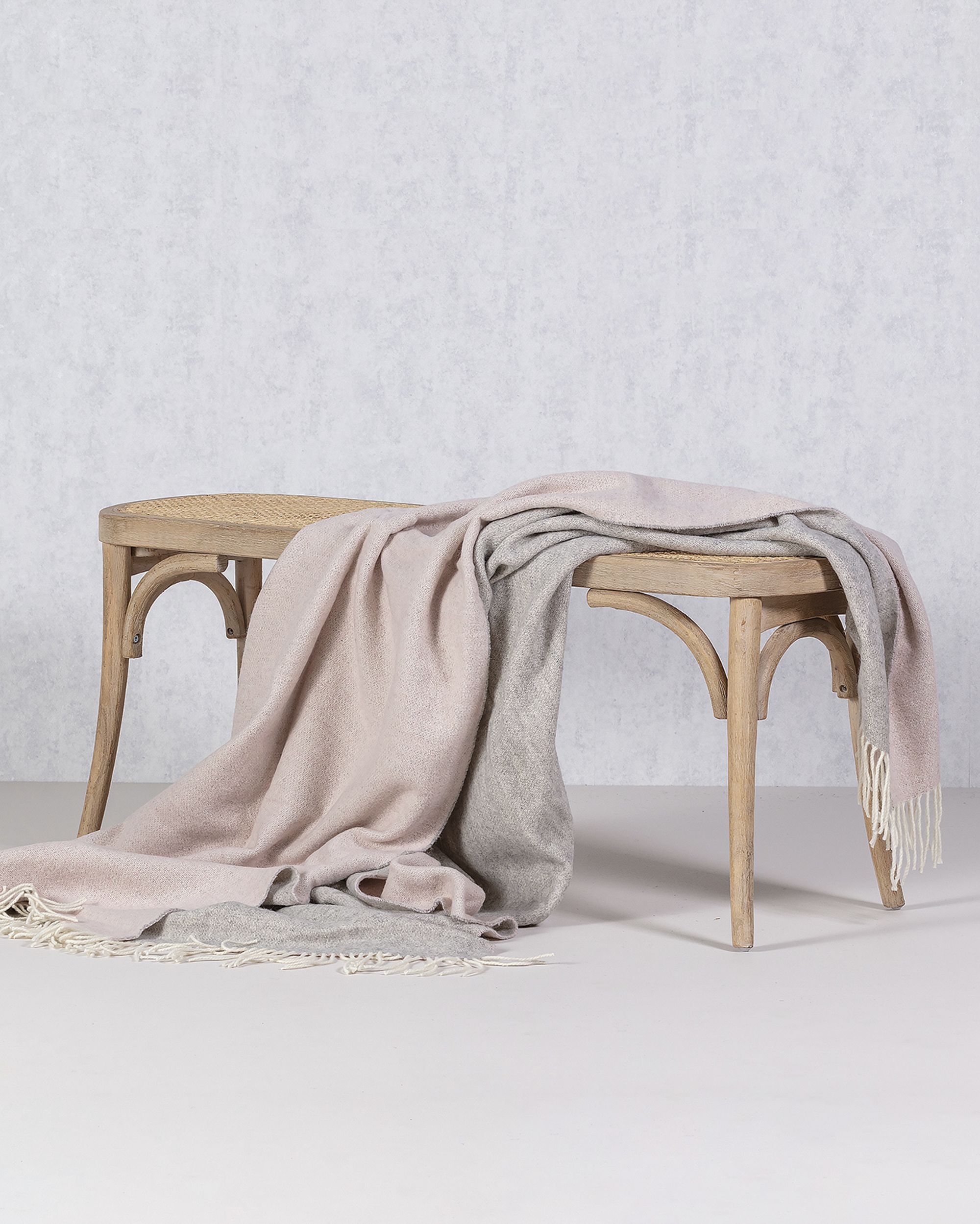 Pled Merinos 140x200cm melange grey pink