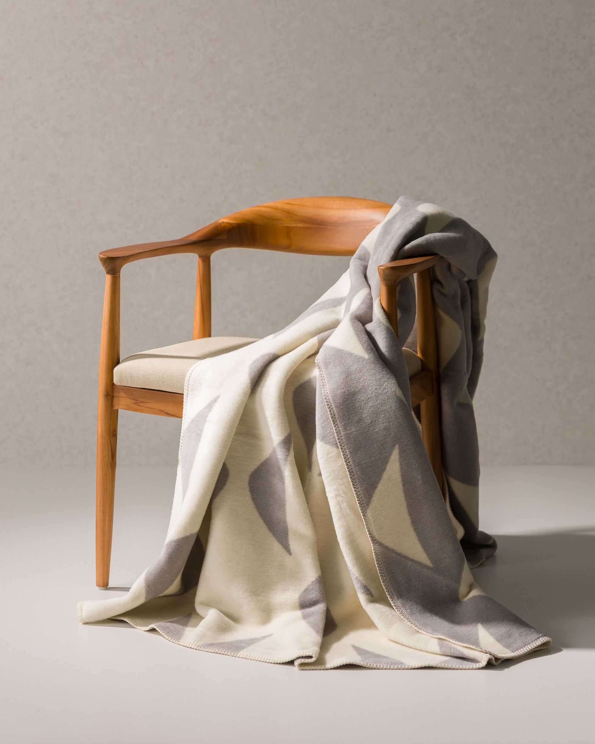 Koc Noma 150×200 cm (hover)