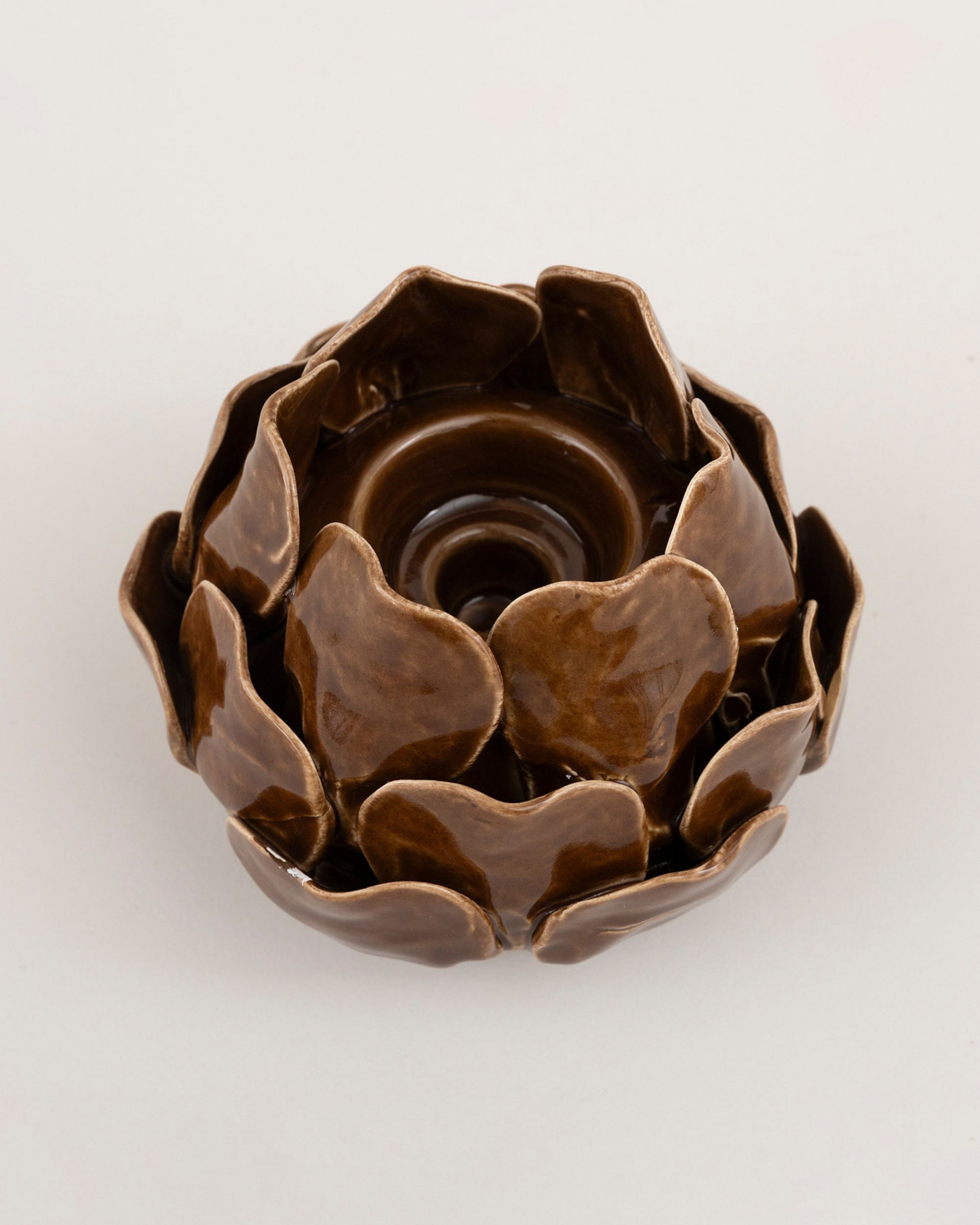 Świecznik Petalia dark brown 10 cm (hover)