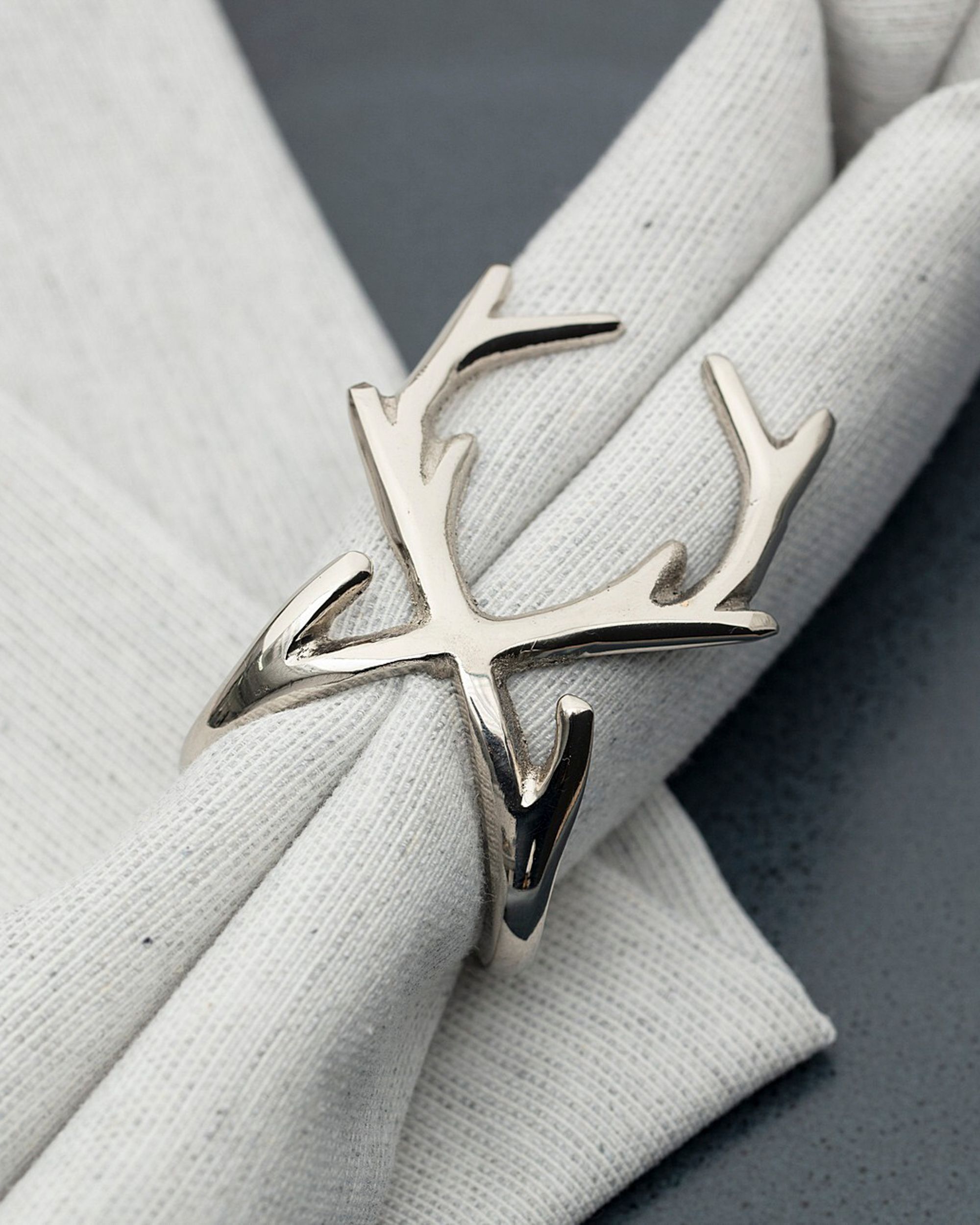 Obrączka na serwetkę Reindeer Charm (hover)