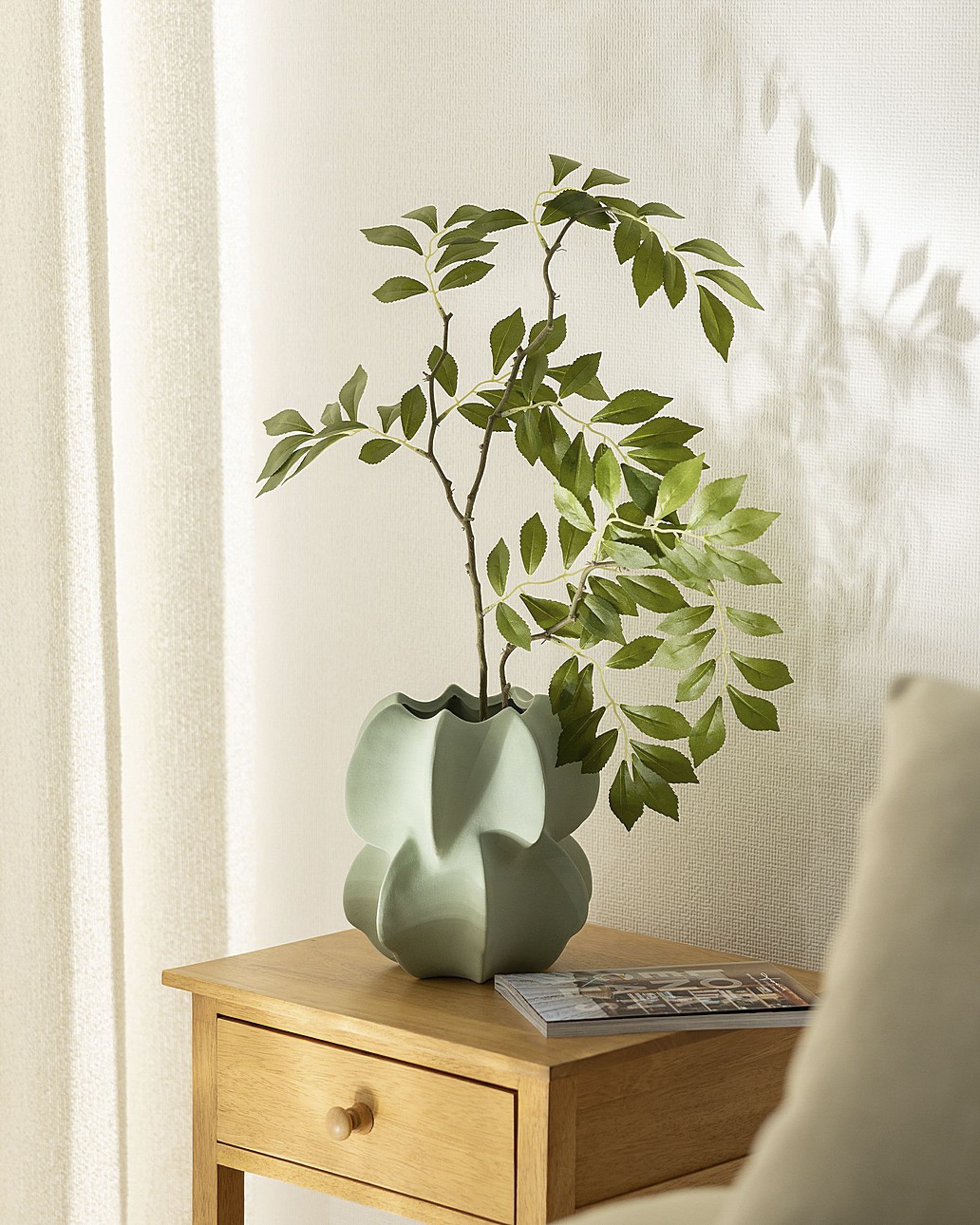 Wazon Petal Green 20x21 cm (hover)