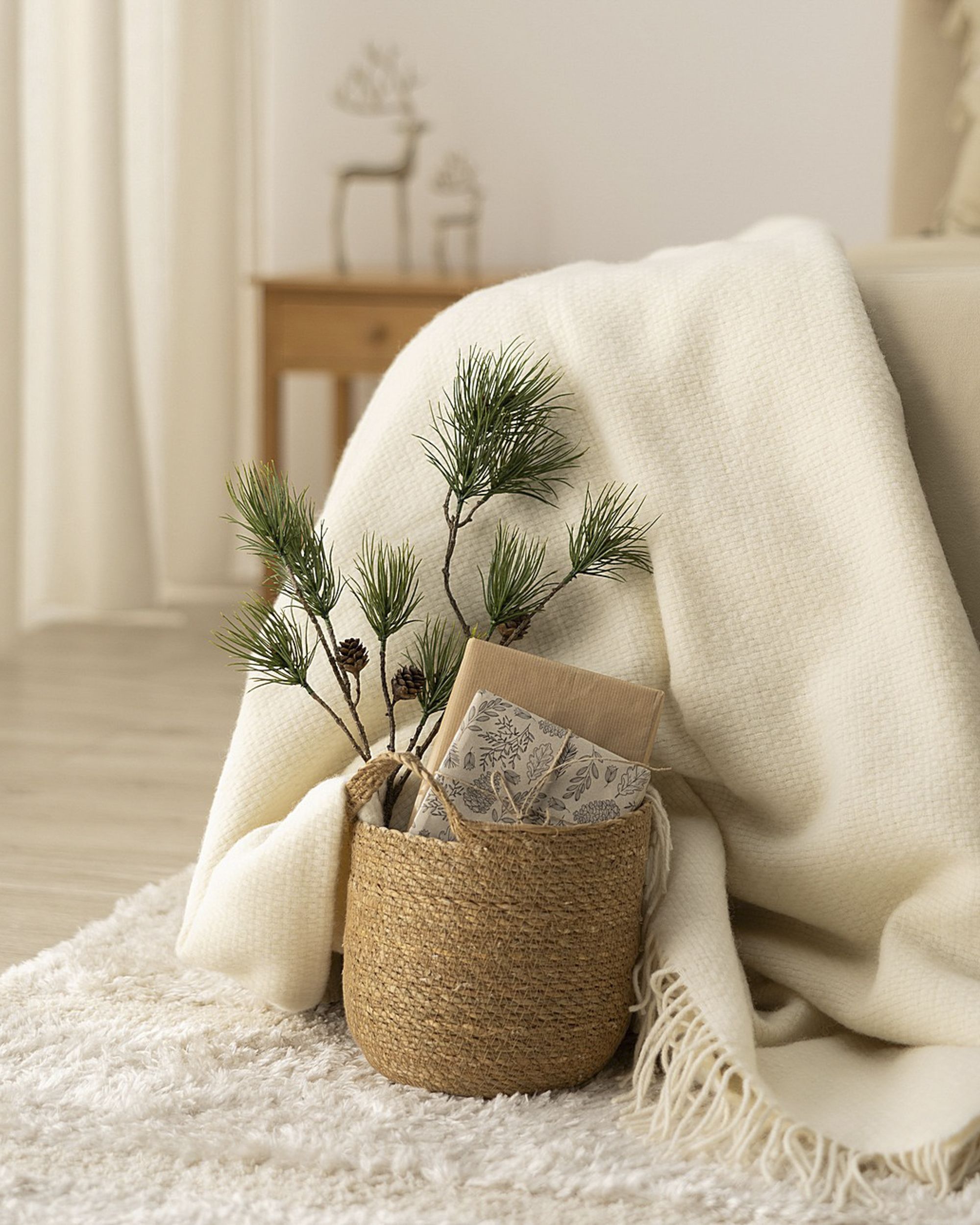 Gałązka dekoracyjna Pine Tree 90 cm (hover)