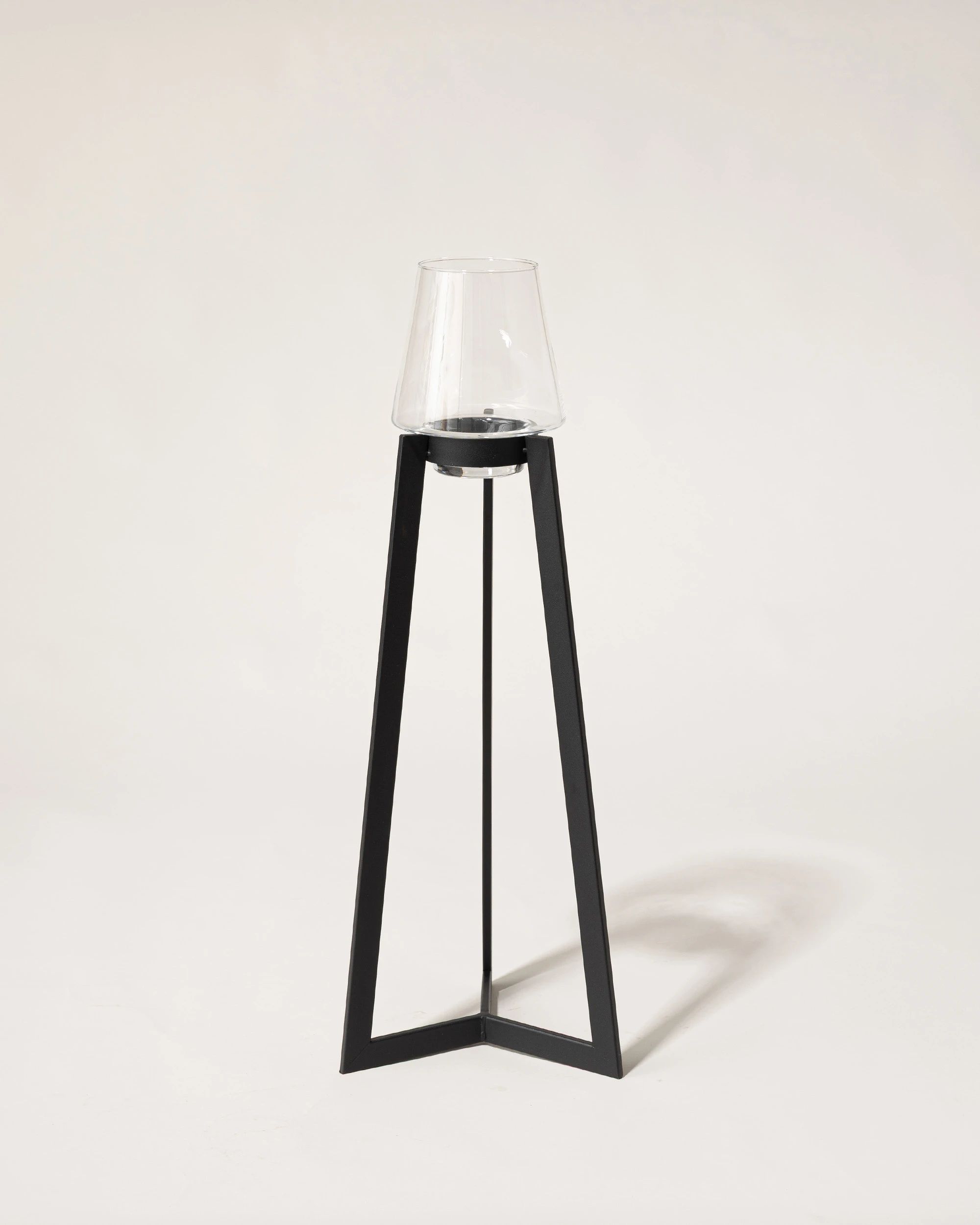 Świecznik ze szklanym kloszem Loft Glow mały 27x27x86 cm (hover)