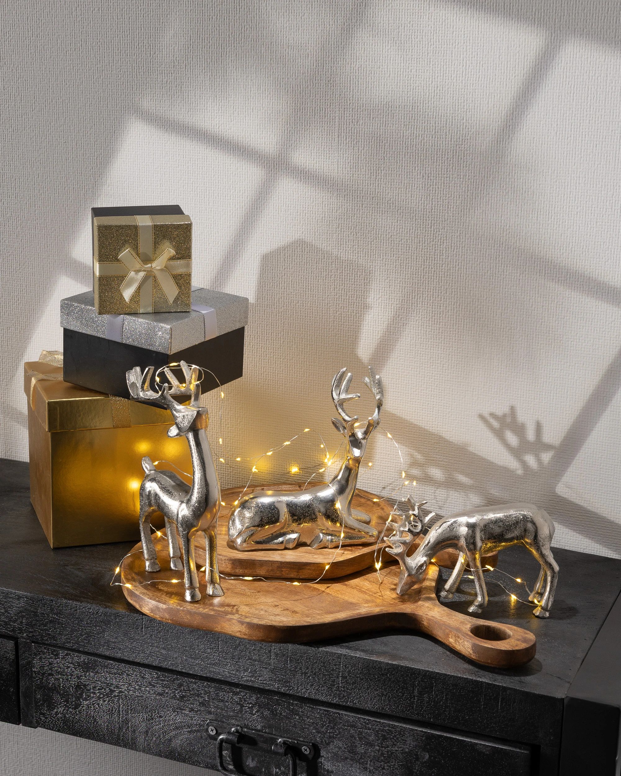 Figurka jelenia Silver Deer I 17x6x18 cm (hover)